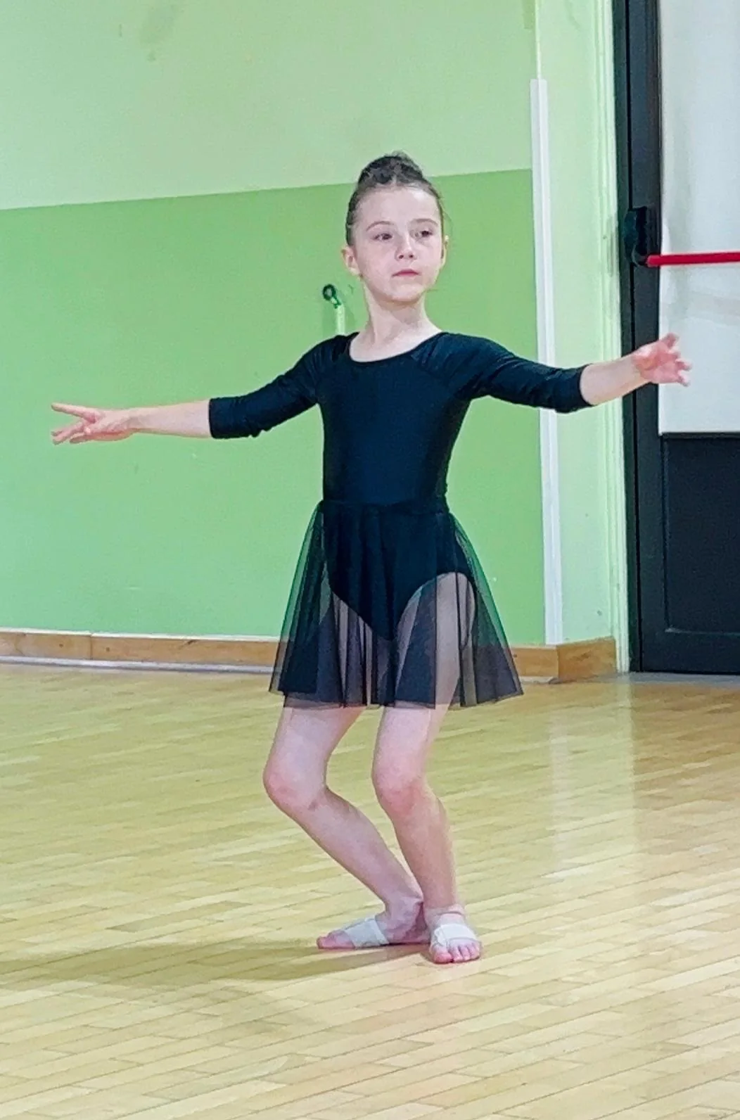 Akrobatyka sportowa i gimnastyka - figury, szpagaty i elastyczność